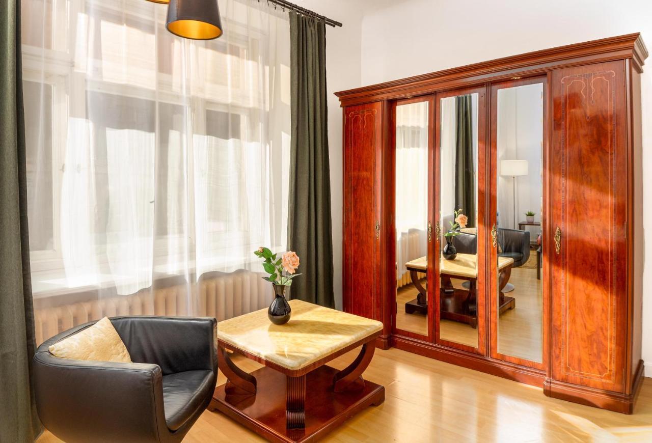 Perk Apartment